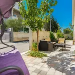 Apartment Rensi Zadar