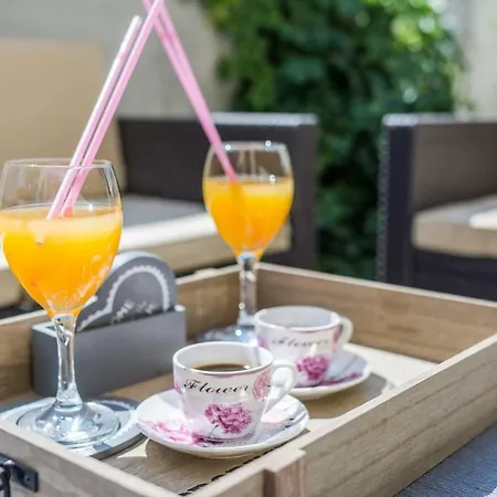 Apartament Rensi *